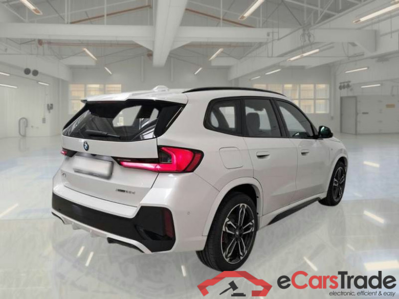 BMW X1 / 2022 / 5P / SUV XDRIVE 23D MSPORT PRO DCT #2