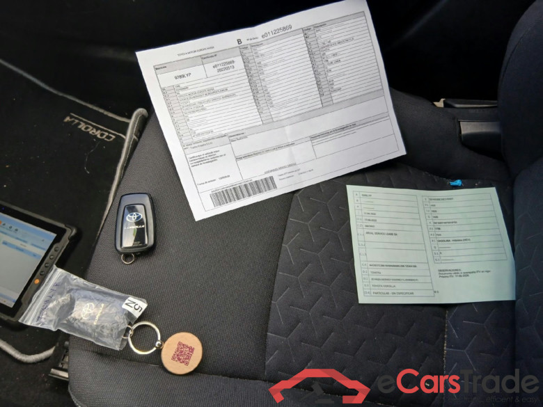 TOYOTA Corolla / 2019 / 5P / berlina con portón 1.8 125H ACTIVE TECH E-CVT #5