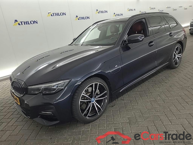 BMW 3-serie Touring 320e Business Edition Plus 5D 150kW #1