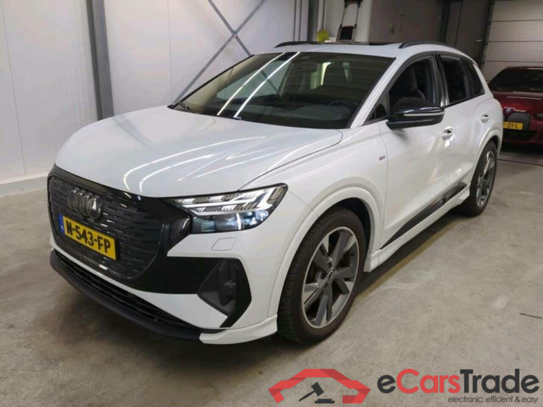 AUDI Q4 e-tron 35 L ed S Com 55 kWh