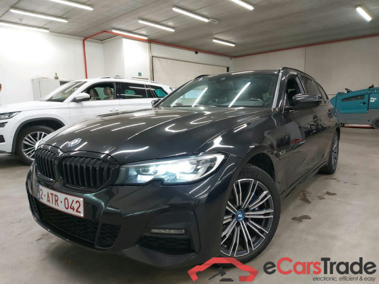 BMW - BMW 3 TOURING 330e 292PK M Sport Business Edition With Heated Sport Seats  * HYBRID * #1
