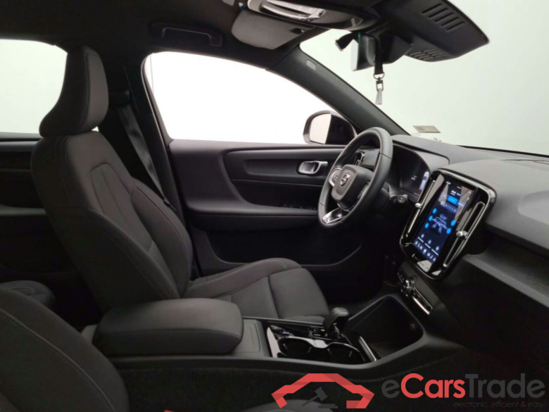 VOLVO XC40 RECHARGE CORE #3