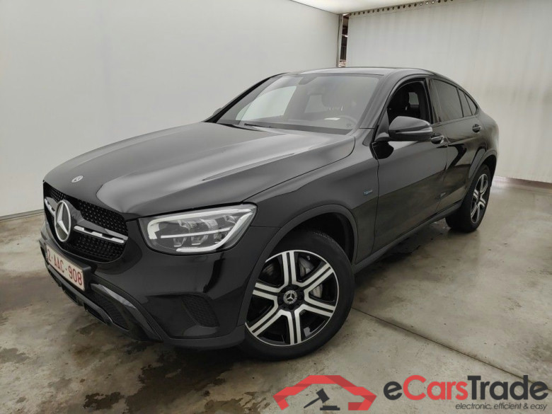 Mercedes-Benz GLC Coupé GLC 300 de 4MATIC 5d #1