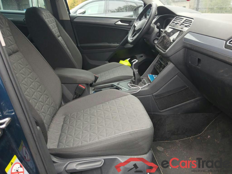 VOLKSWAGEN Tiguan 1.5 TSI Active OPF #5