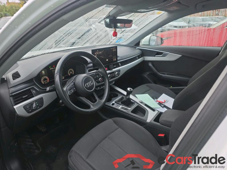 AUDI A4 / 2019 / 5P / familiar Avant Advanced 35 TFSI 110kW (150CV) #3