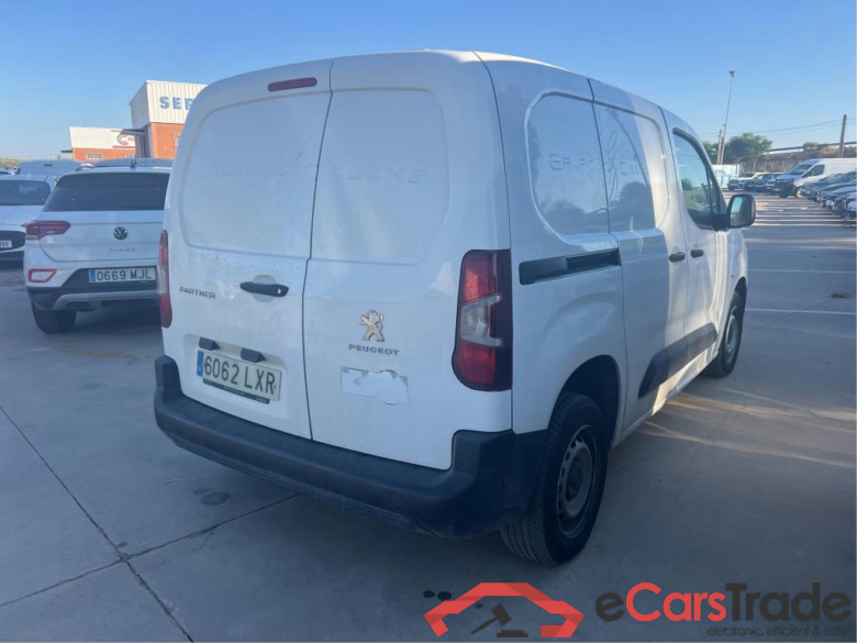 PEUGEOT Partner / 2018 / 3P / furgón derivado de turismo Pro Standard 600kg BlueHDi 73kW #2