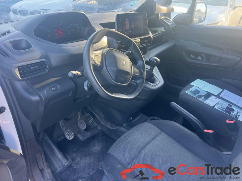 PEUGEOT Partner / 2018 / 3P / furgón derivado de turismo Pro Standard 600kg BlueHDi 73kW #3