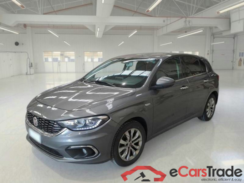 FIAT TIPO / 2015 / 5P / BERLINA 1.6 MJT 120CV 6M SeS BUSINESS #1