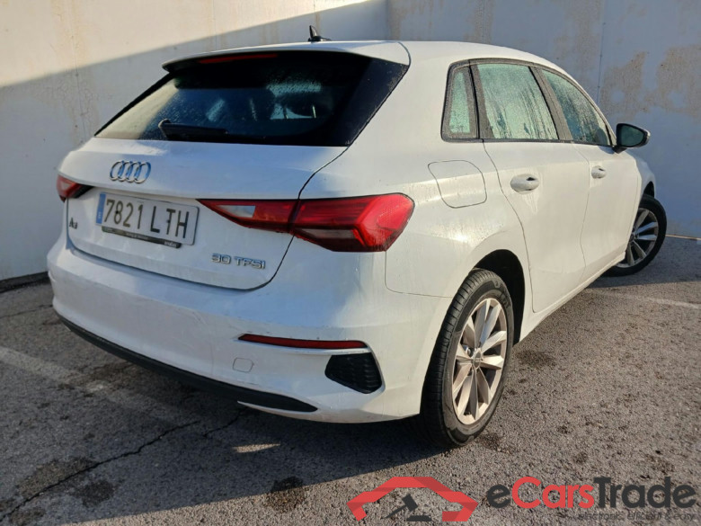 AUDI A3 / 2020 / 5P / berlina con portón Sportback 30 TFSI 81kW (110CV) S tronic #2