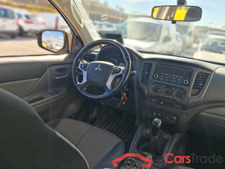 MITSUBISHI L200 VU 4p 4G pickup D/C 250 DI-D M-Pro #3