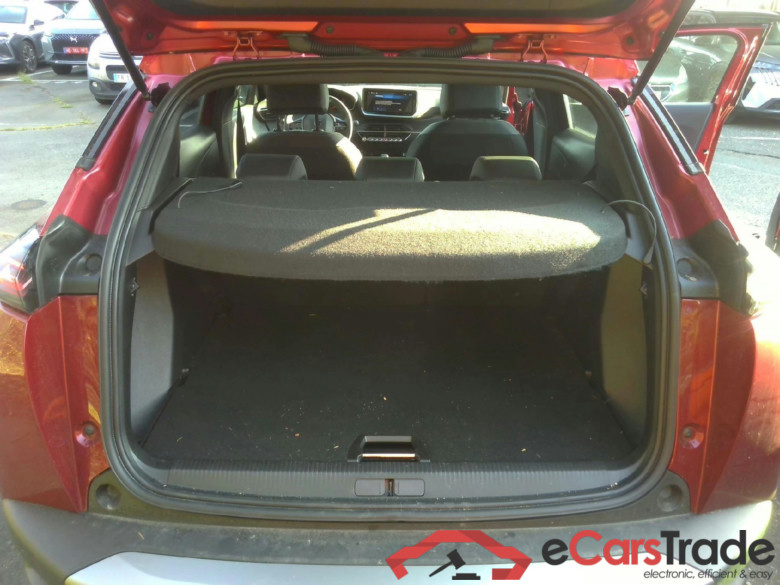 Peugeot 2008 Allure 1.2 100 S&S BVM6 #4