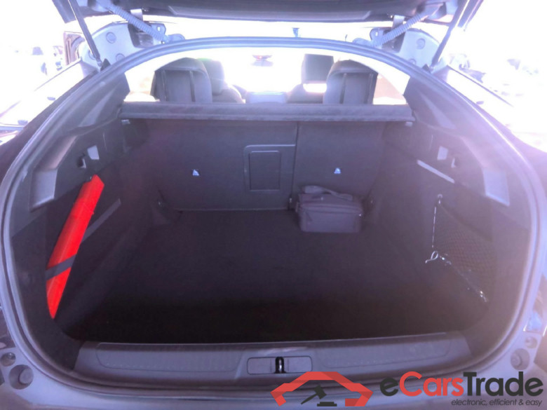 Peugeot 408 Allure Hybrid 136 e-DCS6 #4