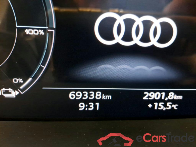 AUDI - AUD E-TRON GT 476PK Quattro Pack Platinum &18 Way Sport Massage Seats Heated Front & Rear  & Matrix LED & Adaptive Air Suspension & B&O & Head Up & Assistance & Shadow Plus & 21 Inch  * ELECTRIC * #5