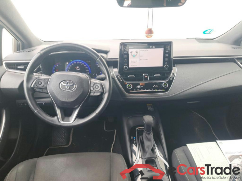 TOYOTA Corolla / 2019 / 5P / berlina con portón 1.8 125H ACTIVE TECH E-CVT (CX) #3