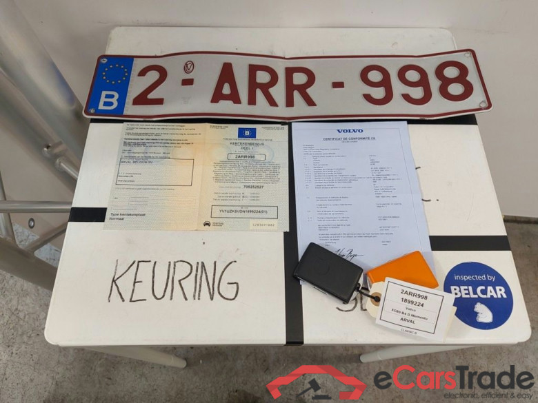 Volvo XC60 B4 D Geartronic Momentum Pro 5d #4