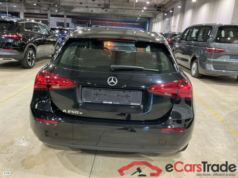 MERCEDES-BENZ A-CLASS 1.3 A 250 E BUSINESS LINE DCT #5