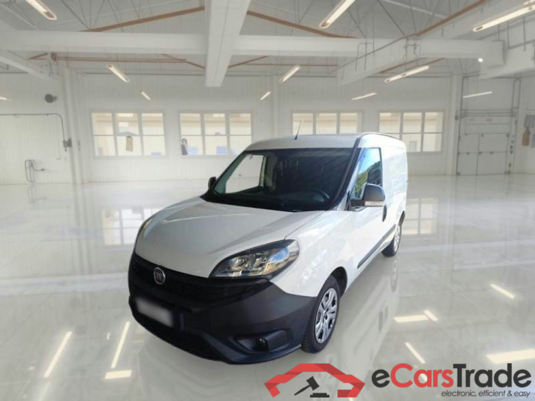 FIAT DOBLÒ CARGO / 2014 / 4P / VETT. FURGONATA CH1 LOUNGE 1.6 MJET 105CV E6D-F SeS